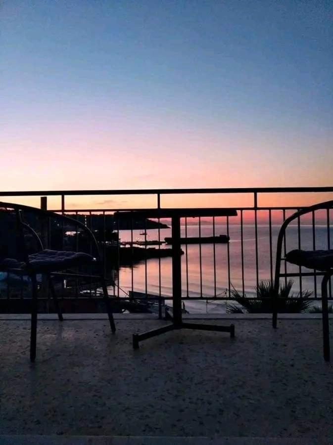 Ammoudia Rooms Agia Marina  Eksteriør bilde