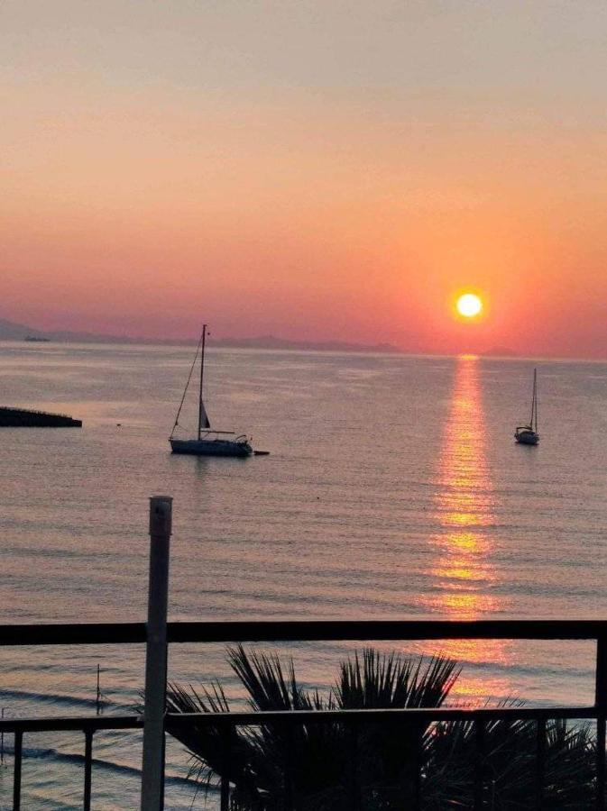 Ammoudia Rooms Agia Marina  Eksteriør bilde