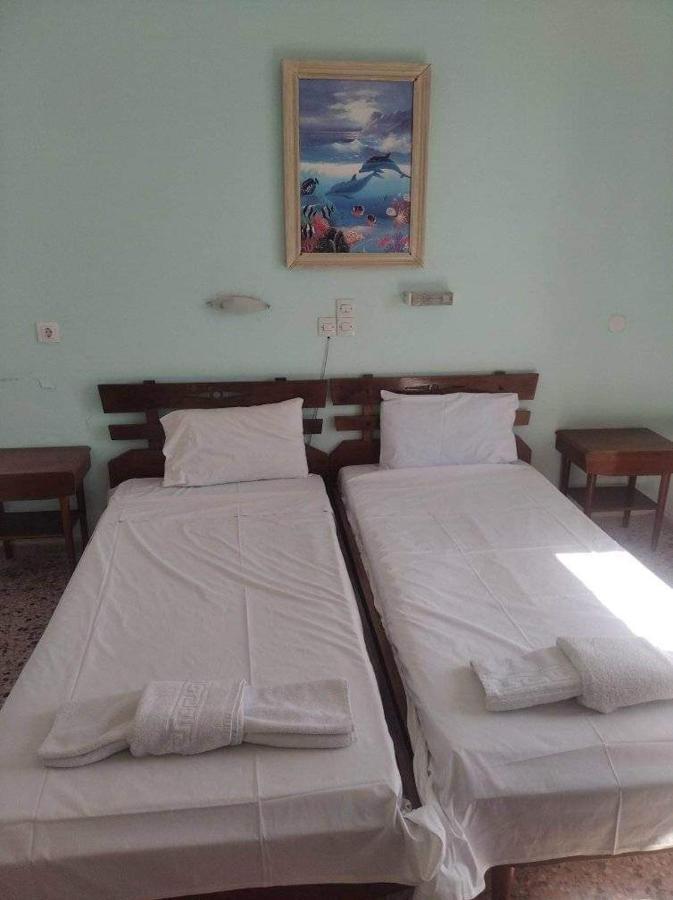 Ammoudia Rooms Agia Marina  Eksteriør bilde